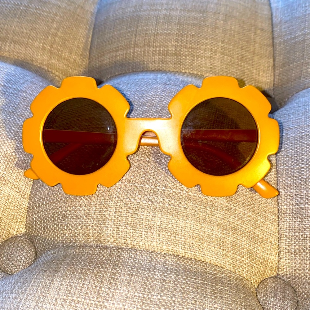 Flower child sunglasses. UVA/UVB protection. Like new!